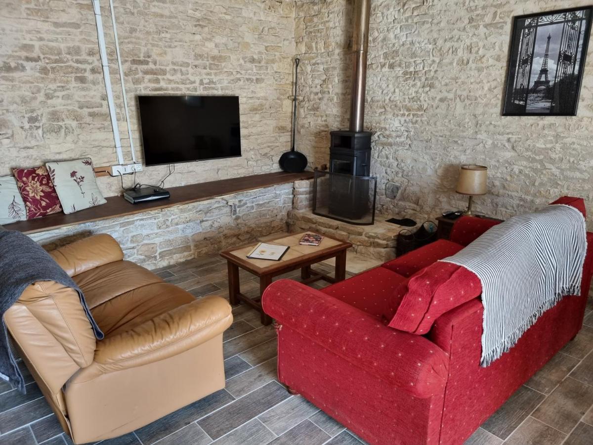 Le Verger Des Noyer Relaxing Getaway With Private Pool Maire-l'Evescault Экстерьер фото
